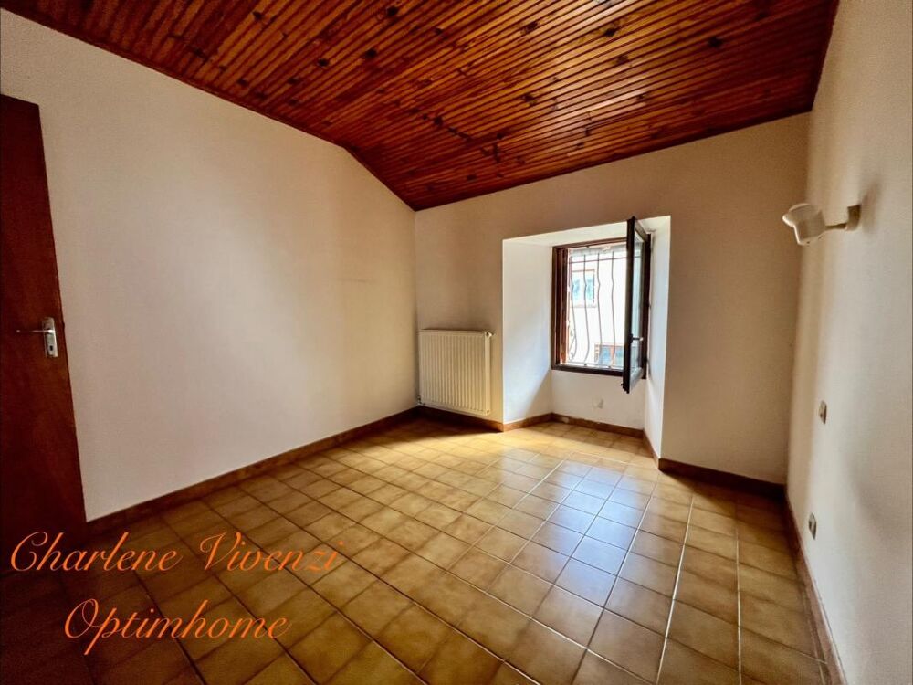 A VENDRE IMMEUBLE 2 APPARTEMENTS La Llagonne 66
