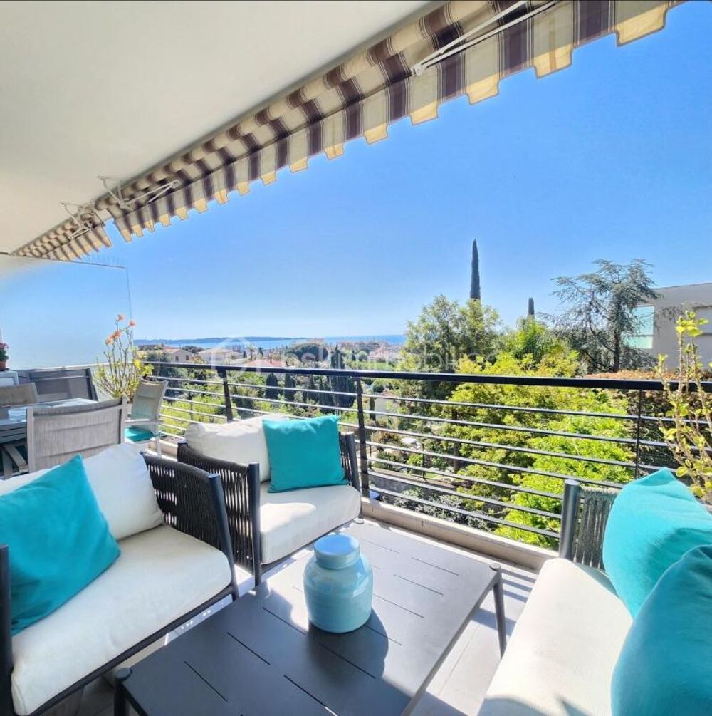 Vente Appartement T2 - Golfe Juan - vue dégagée mer - calme - dernier etage Golfe juan