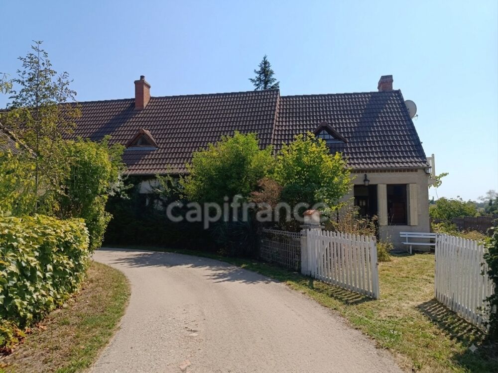 Maison 4 pièces 93 m² · à Livry · 93 m² · 26 000 €