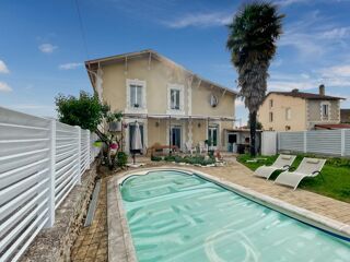  Maison � vendre 7 pi�ces 180 m�