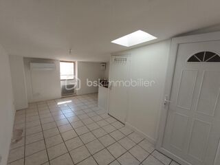  Immeuble � vendre 3 pi�ces 60 m�