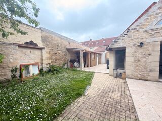  Propriété/château à vendre 7 pièces 230 m²