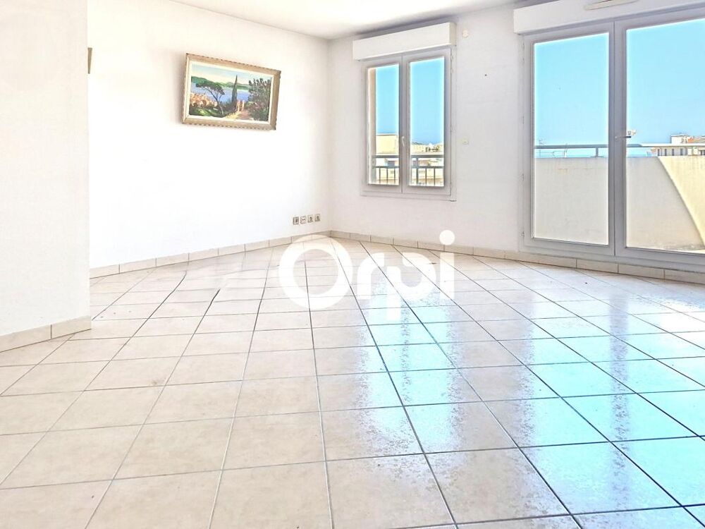 Vente Appartement Rare en Centre-Ville : Dernier Étage, Vue Mer & Double Parking Antibes
