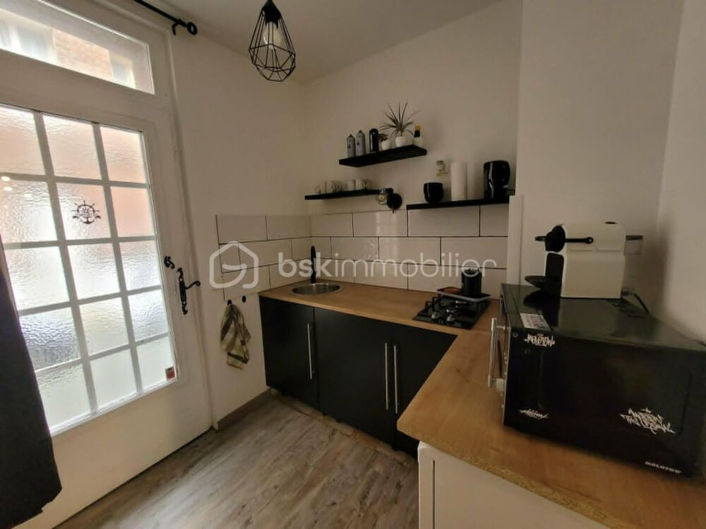 Vente Duplex/Triplex Découvrez le charme discret d'un appartement atypique de 28m² à 150m de la mer Le treport
