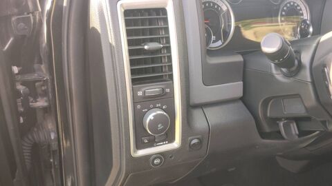 RAM 1500 5.7 V8 HEMI 400 4X2 BVA9 Extra Long Base - Automatique 2018 occasion 22400 Lamballe Armor