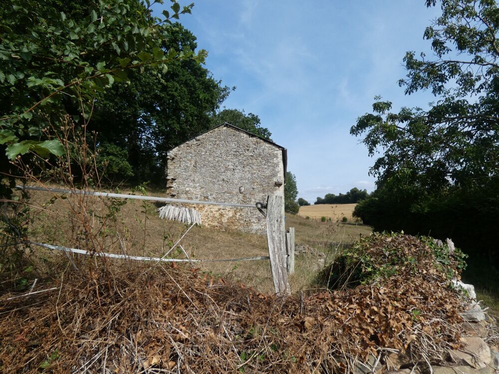 Vente Terrain Terrain à vendre  proche de POTIGNY (14) Terrain de 4730 m² avec une bâtisse Potigny