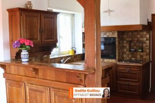  Propri�t�/ch�teau � vendre 8 pi�ces 151 m�