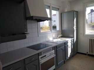  Maison à louer 4 pièces 83 m²