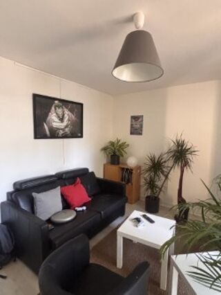  Appartement à louer 3 pièces 53 m²