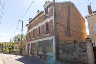  Immeuble � vendre 452 m�