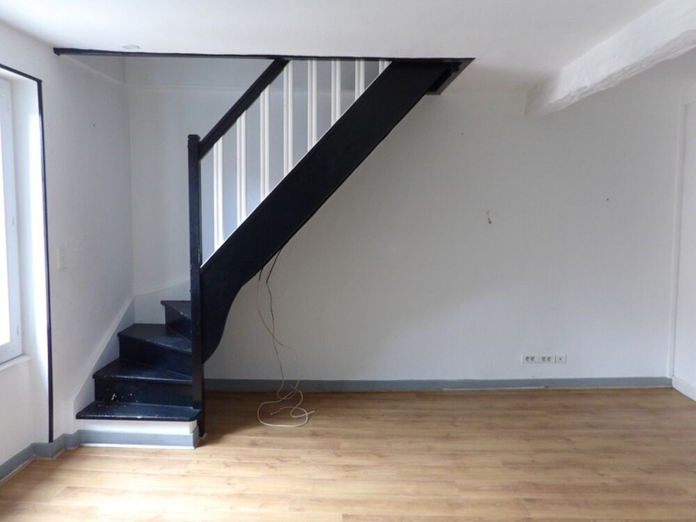 Maison à vendre 6 pièces NERIS LES BAINS (03)