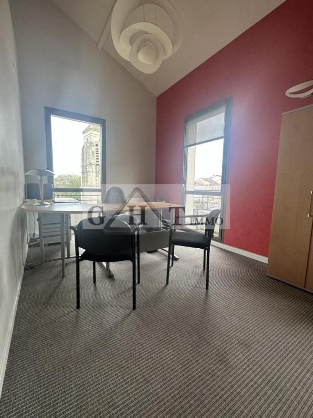   Local professionnel 85 m2 à louer Creteil