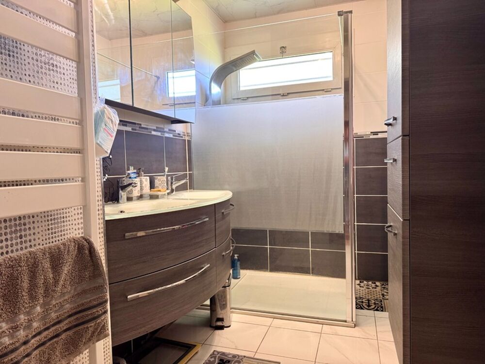 Vente Maison Maison 4 chambres sur sous-sol complet Bourgtheroulde infreville