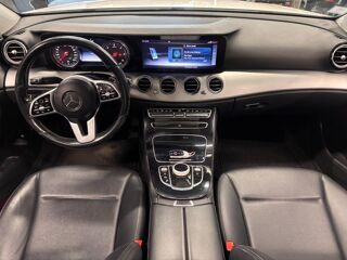 Classe E 300 de EQPower 9G-Tronic Avantgarde Line (Entretien complet 2019 occasion 78200 Mantes La Jolie