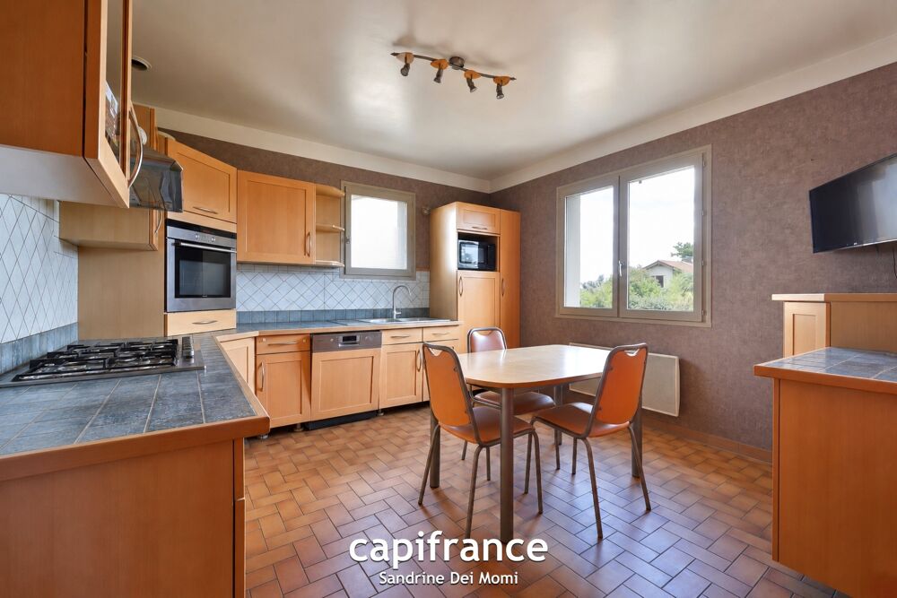 Vente Maison SOUCIEU EN JARREST - Maison de 98,50m² avec sous sol aménageable - Garage/atelier Soucieu en jarrest