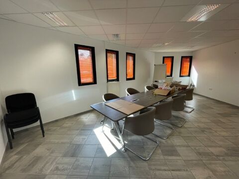   LOCAL PROFESSIONNEL 120 M2 - MARANGE SILVANGE - EMPLACEMENT PREMIUM - PLAIN PIED 