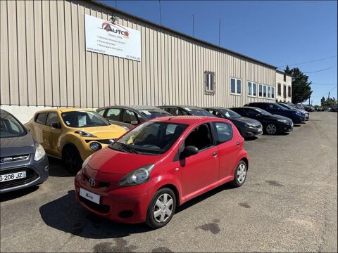 Toyota aygo 1.0 VVTI 68 CV IN CD 5 PTES