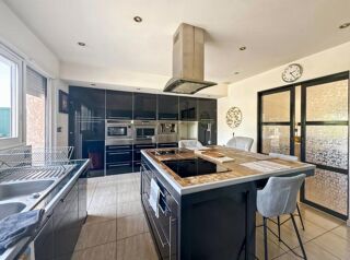  Maison à vendre 6 pièces 182 m²