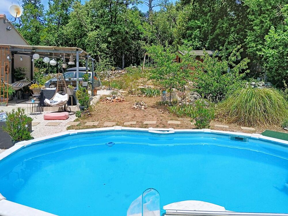 Maison T5 de 108 m2 sur 1705m² de terrain au calme - Camps La Source