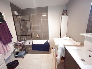  Appartement � vendre 3 pi�ces 65 m�