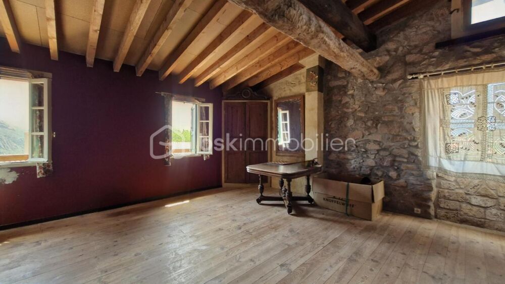 Maison de Village Authentique  212m² de surface utile : 106 m² habitables + 106 m² à exploiter !!!