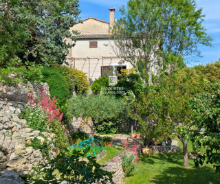  Maison  vendre 8 pices 172 m