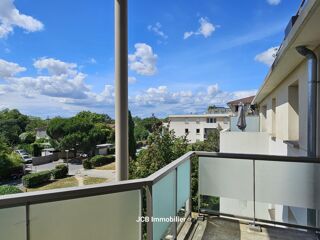  Appartement à louer 2 pièces 45 m²