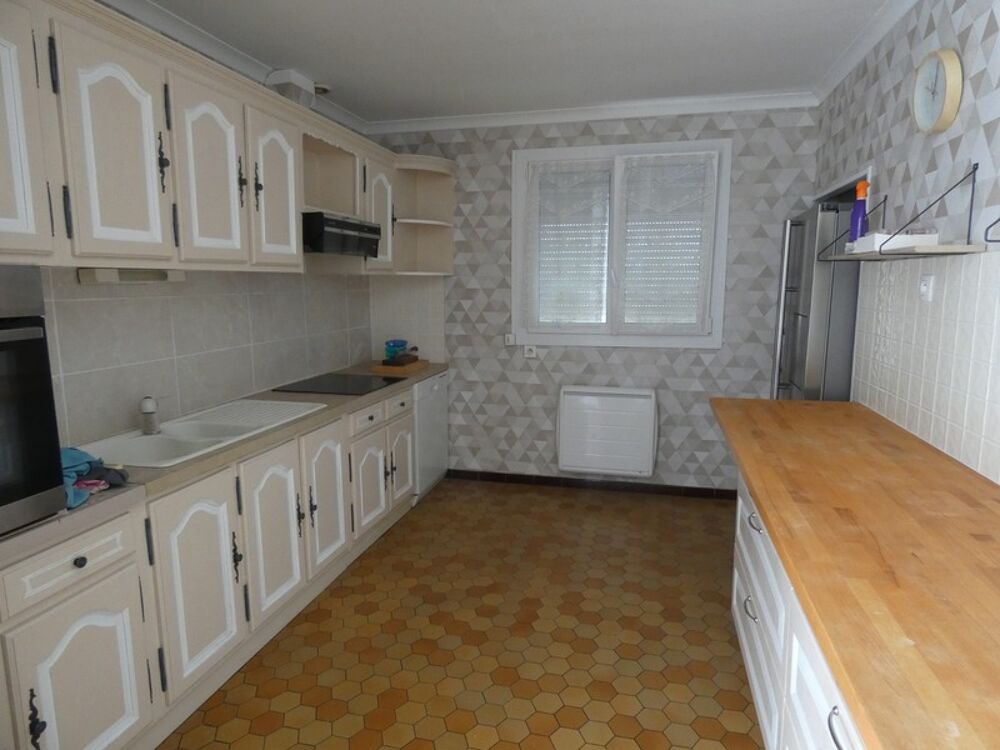 Vente Maison Maison à vendre 4 pièces FALAISE (14) de 75 m² habitables sur 966 m² de terrain Falaise