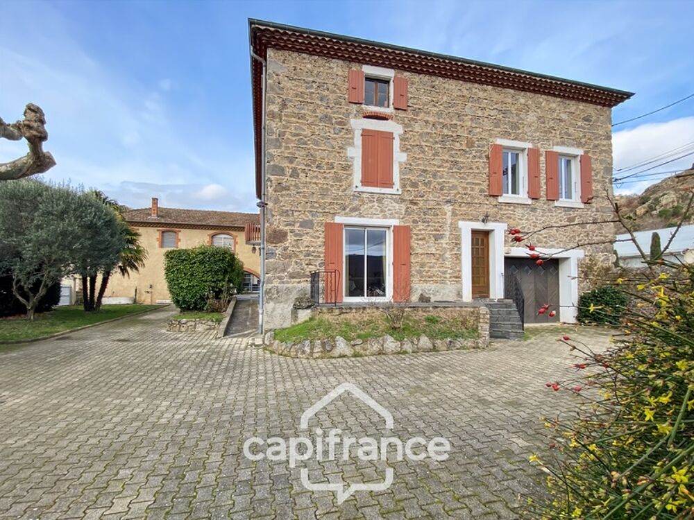 Propriété dexception  Ancienne magnanerie de 229 m² et ses dépendances à Sarras (07)