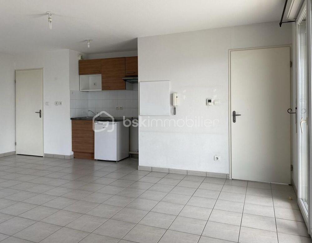 Vente Appartement Appartement 1 chambre - Grand Balcon - Parking et Piscine Lormont