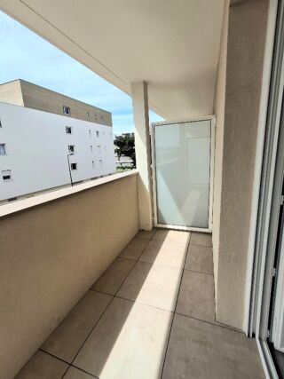  Appartement à louer 1 pièce 28 m²
