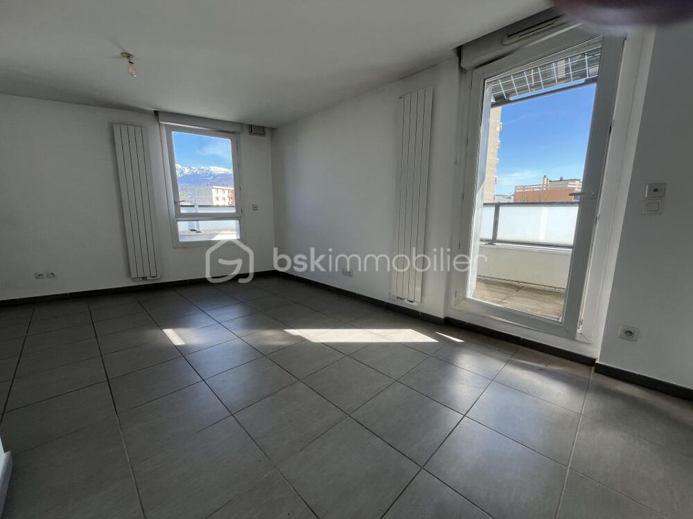 EXCLUSIVITÉ : Vivez au Sommet  T3 avec Balcon Panoramique de 25 m²