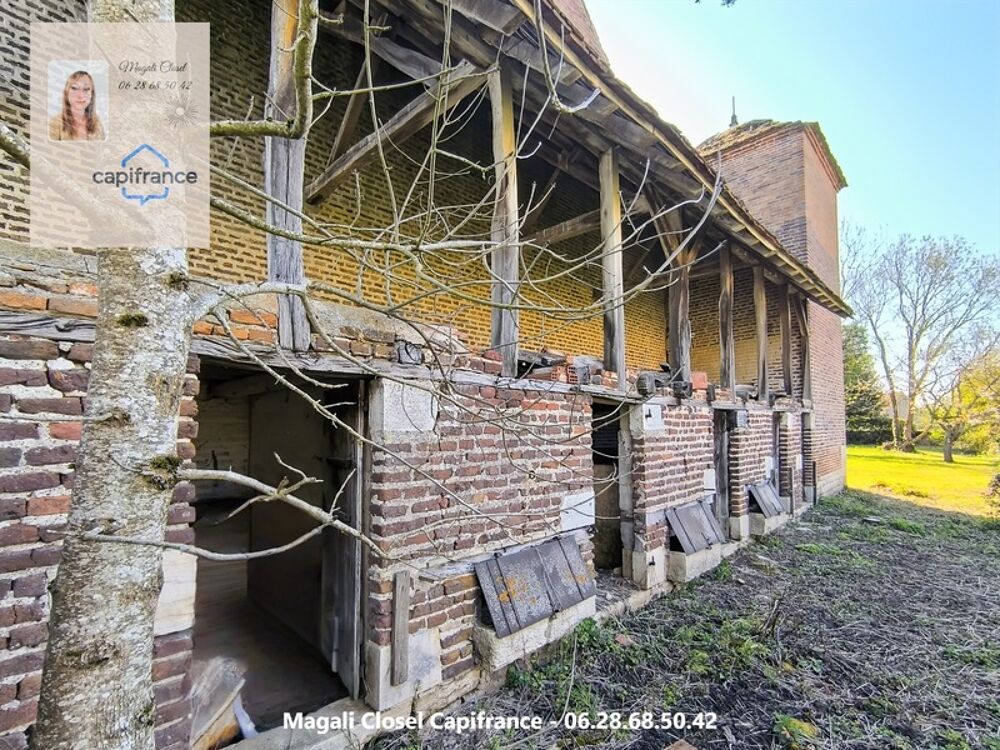 Ensemble immobilier de charme avec grange et pigeonnier sur terrain d'env 5700m2