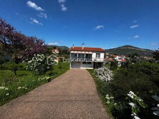  Villa à vendre 8 pièces 147 m²