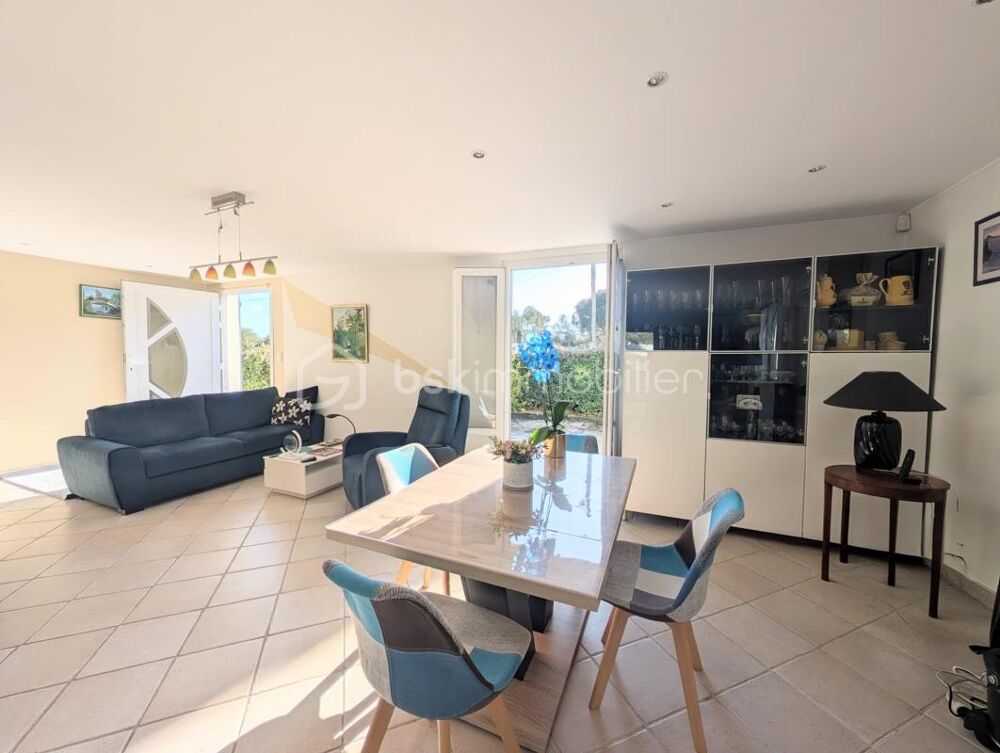 Grande Villa Familiale avec Accès Direct Colline  Avec Studio