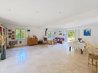  Villa à vendre 10 pièces 250 m²