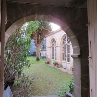  Maison à vendre 14 pièces 336 m²