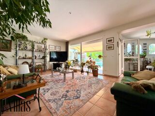  Villa à vendre 7 pièces 201 m²
