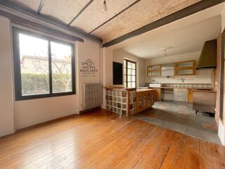  Maison � vendre 9 pi�ces 228 m�