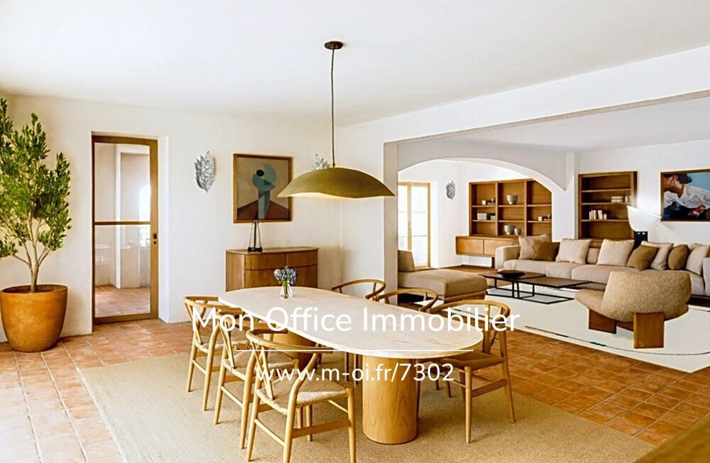 Vente Maison Référence : 7302-LES - VILLA DE 200M2 VUE SUR LES COLLINES AVEC PATIO ET TERRASSES La mole