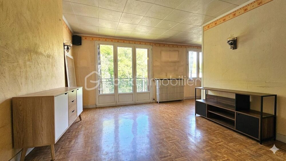 APPARTEMENT F4 A FORT POTENTIEL  DERNIER ETAGE & IDEALEMENT SITUE  CHELLES