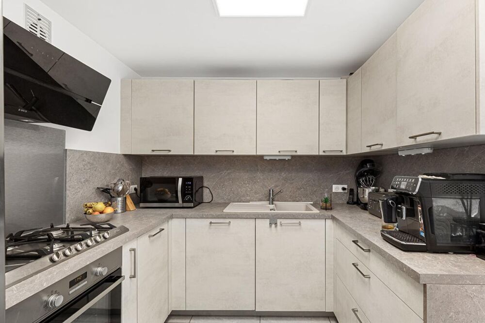 Vente Maison Charmante maison Bagnols En Foret avec une superbe vue Bagnols en foret