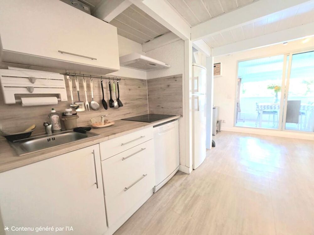 Vente Maison Maison Le Lavandou 3 pièce(s) 24 m2 PARKING PISCINE Le lavandou