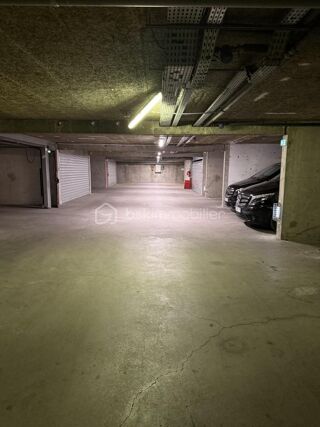  Parking / Garage � vendre 12 m�