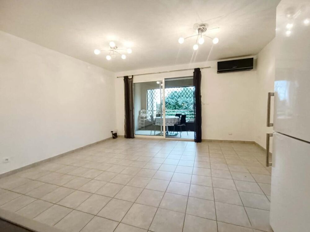 Appartement Saint Chamas 2 pièce(s) + TERRASSE ET PARKING