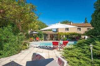  Propriété/château à vendre 9 pièces 300 m²