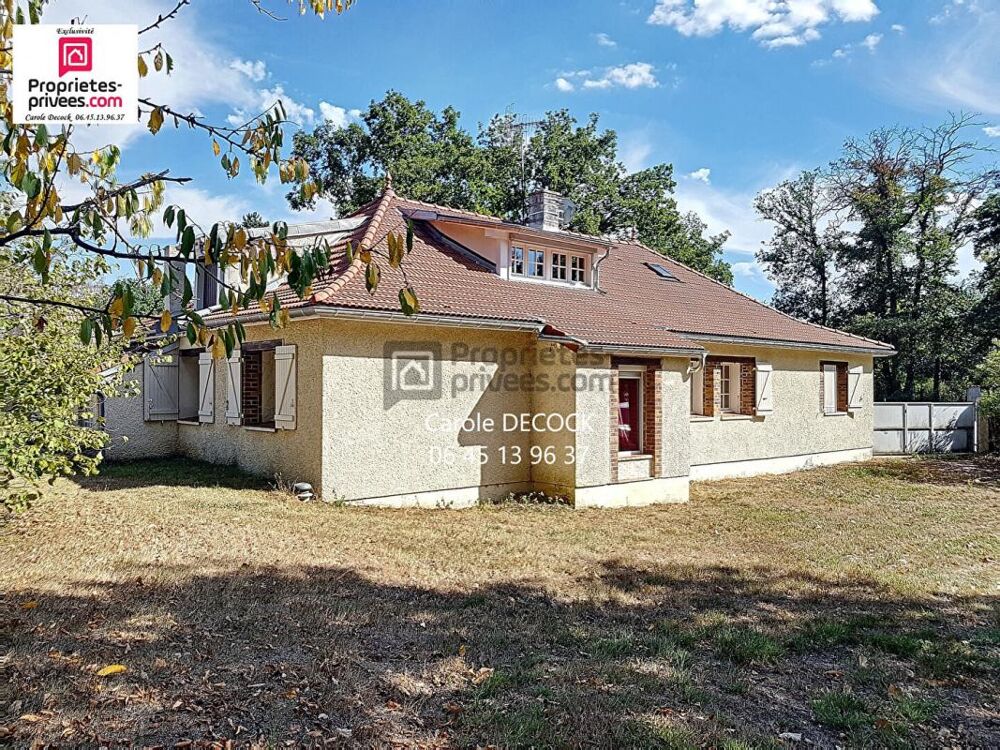 VILLA AVEC UNE PISCINE JOLI UN PARC !