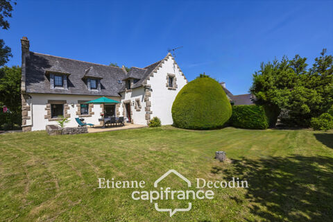   MAISON F7 � VENDRE - SAINT-RENAN (29) - CENTRE-VILLE - 225 M� HABITABLES - TERRAIN 1075 M� - DOUBLE GARAGE Maison - 7 pi�ce(s) - 225 m�