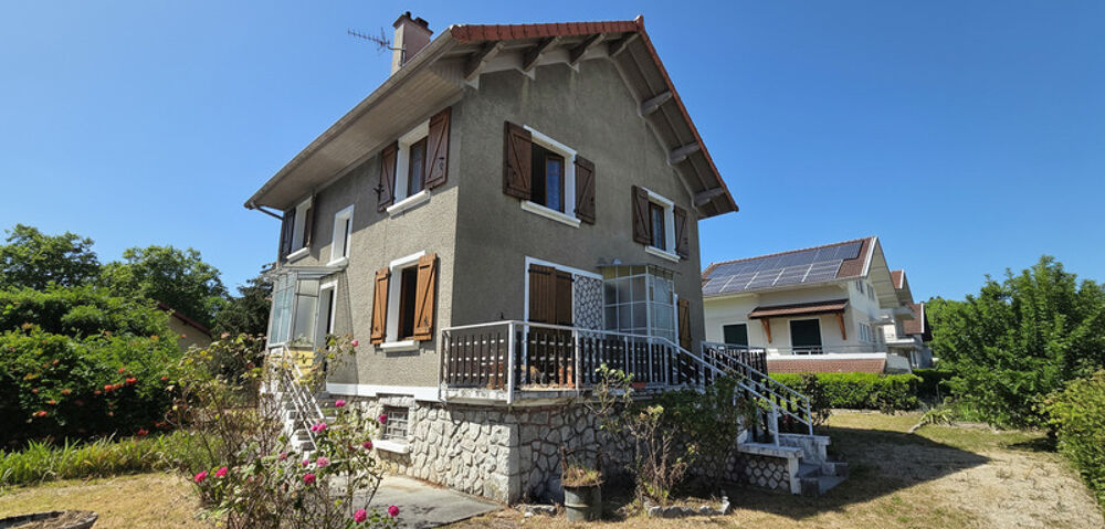 Maison à vendre 6 pièces AIX LES BAINS (73) - garage - Terrain 1000 M²