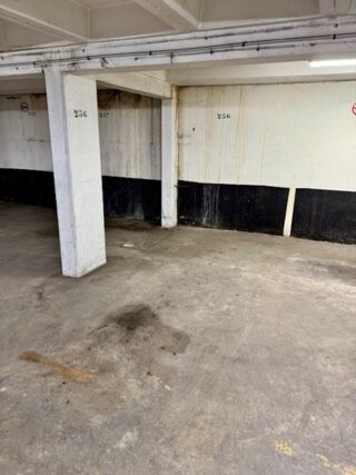  Parking / Garage � vendre 1 pi�ce 8 m�